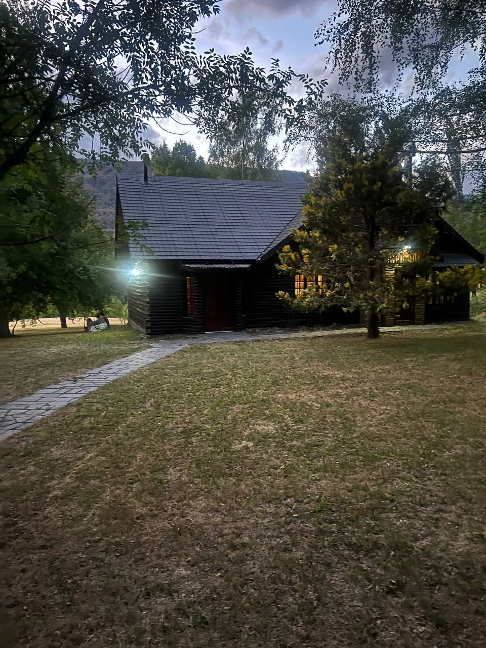 La casa al caer la tarde